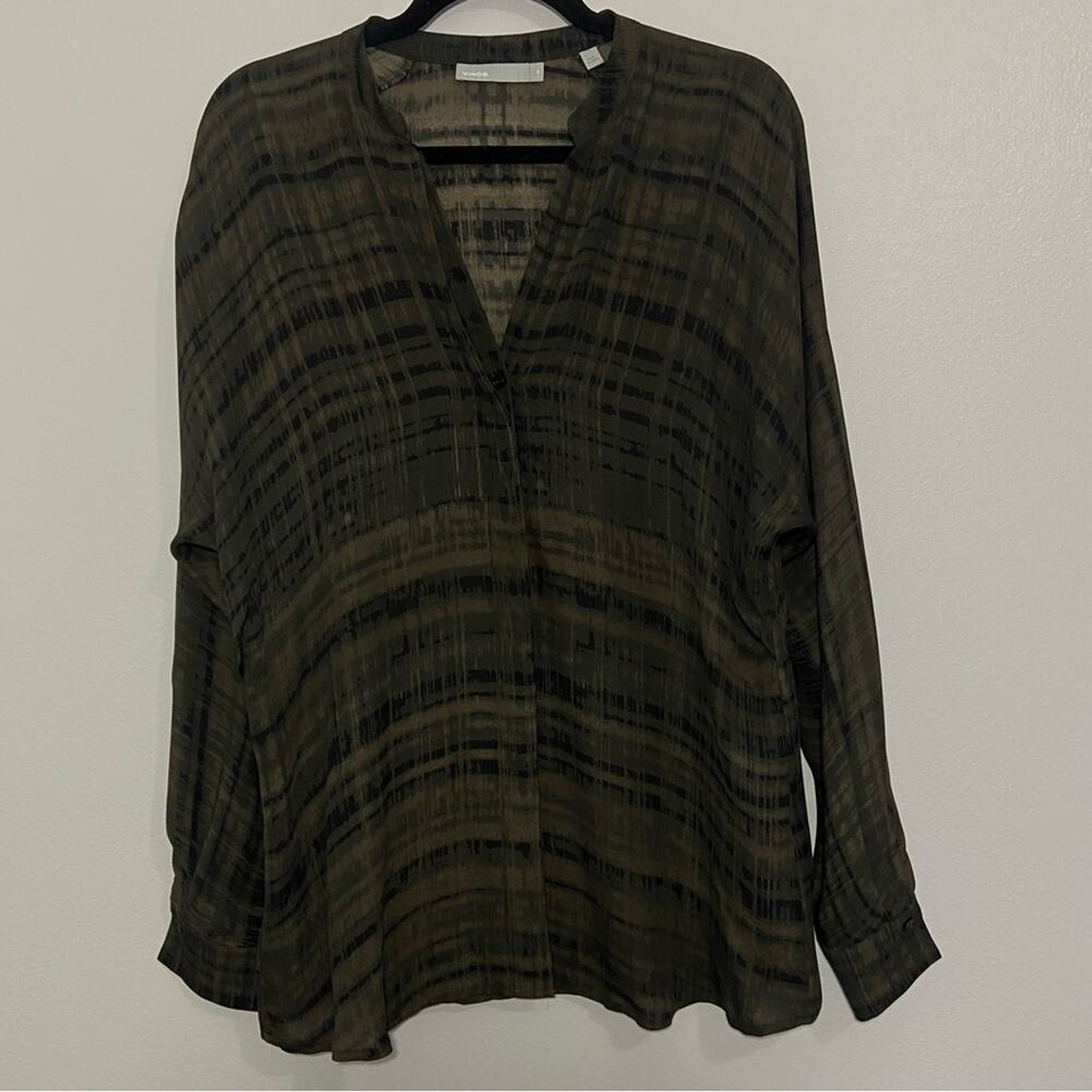 Vince Silk Over Sized Button Front Green Blouse XS